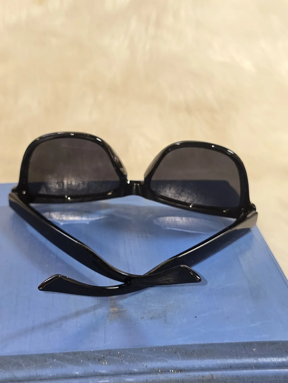 Classic Black Wayfarer Style Sunglasses